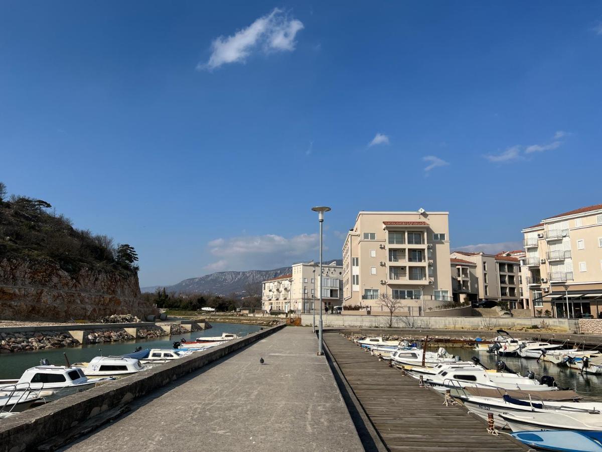 Studio Apartment Marina Mel Нови-Винодолски Экстерьер фото