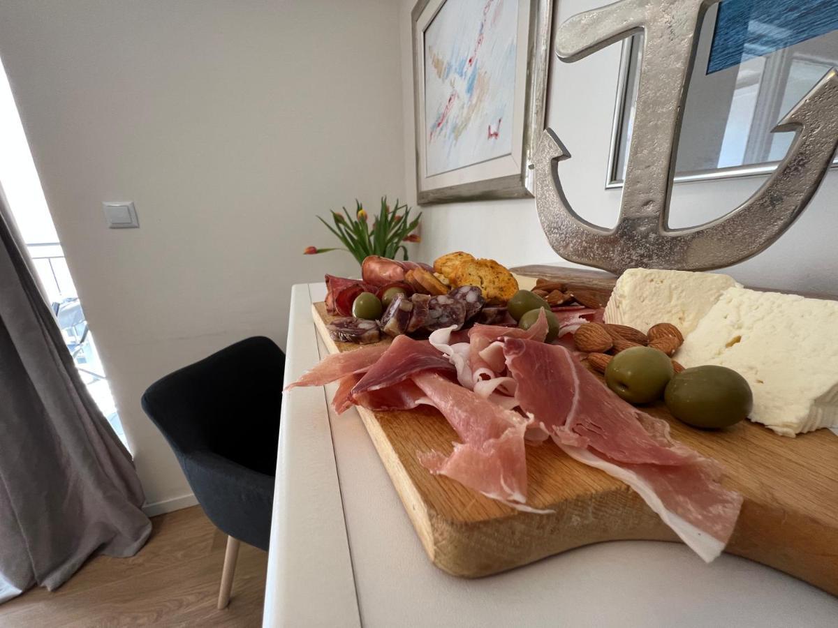 Studio Apartment Marina Mel Нови-Винодолски Экстерьер фото