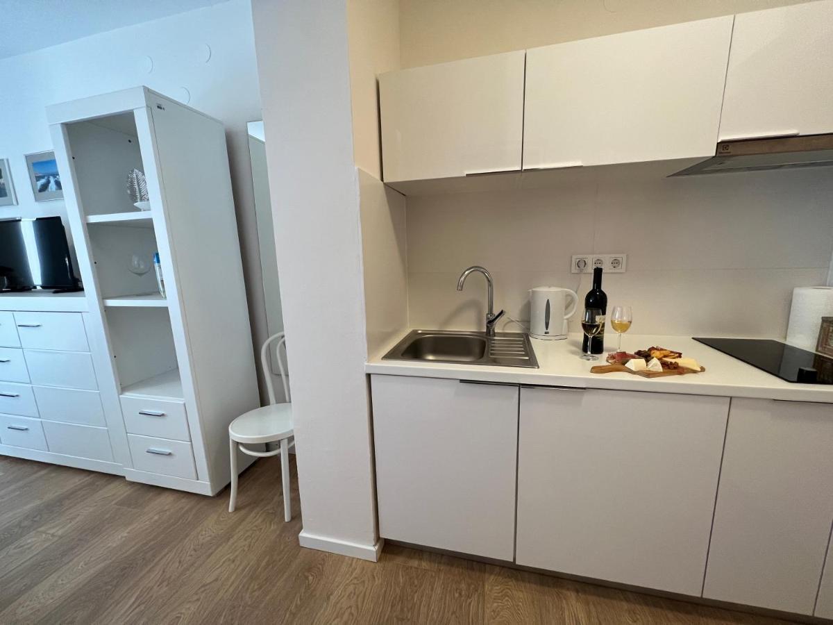 Studio Apartment Marina Mel Нови-Винодолски Экстерьер фото