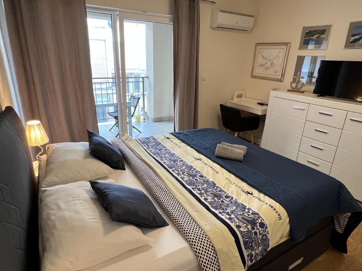 Studio Apartment Marina Mel Нови-Винодолски Экстерьер фото